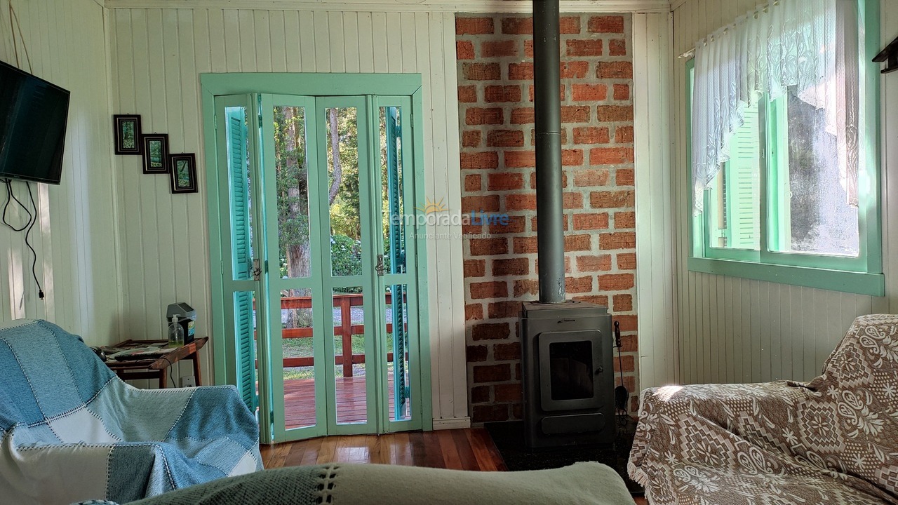 Casa para aluguel de temporada em São Francisco de Paula (São Bernardo)