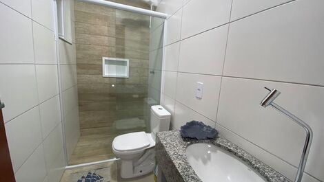 Hermosa casa con 04 suites a 300 metros del mar en Canto Grande