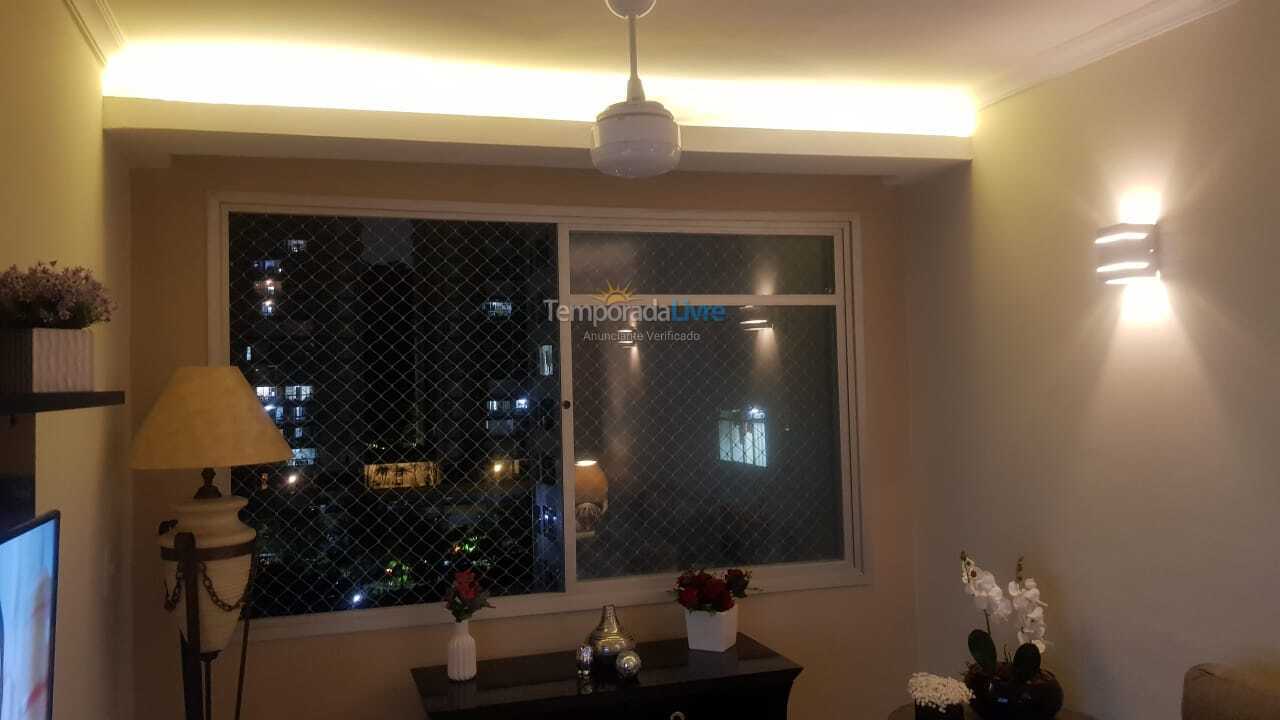 Apartamento para aluguel de temporada em Guarujá (Pitangueiras)