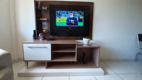 AP GRANDE. 02 HABITACIONES CON AIRE ACONDICIONADO. EN LA NOBLE REGIÓN DE PRAIA DA ENSEADA.