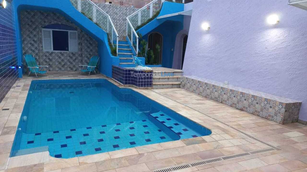 Casa para aluguel de temporada em Guarujá (Praia do Pernambuco)