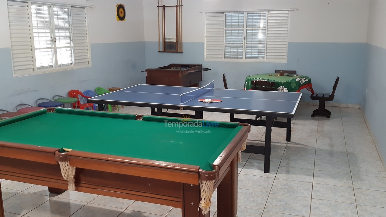 Granja para alquiler de vacaciones em Araçoiaba da Serra (Jd Colonial 1)