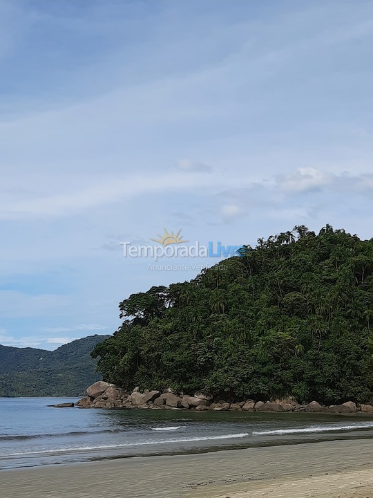 Casa para alquiler de vacaciones em Ubatuba (Praia do Lázaro)