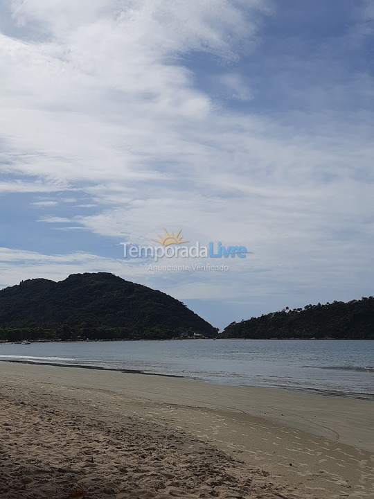 Casa para alquiler de vacaciones em Ubatuba (Praia do Lázaro)