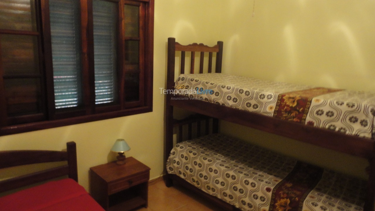 Casa para aluguel de temporada em Peruíbe (Estancia São José)