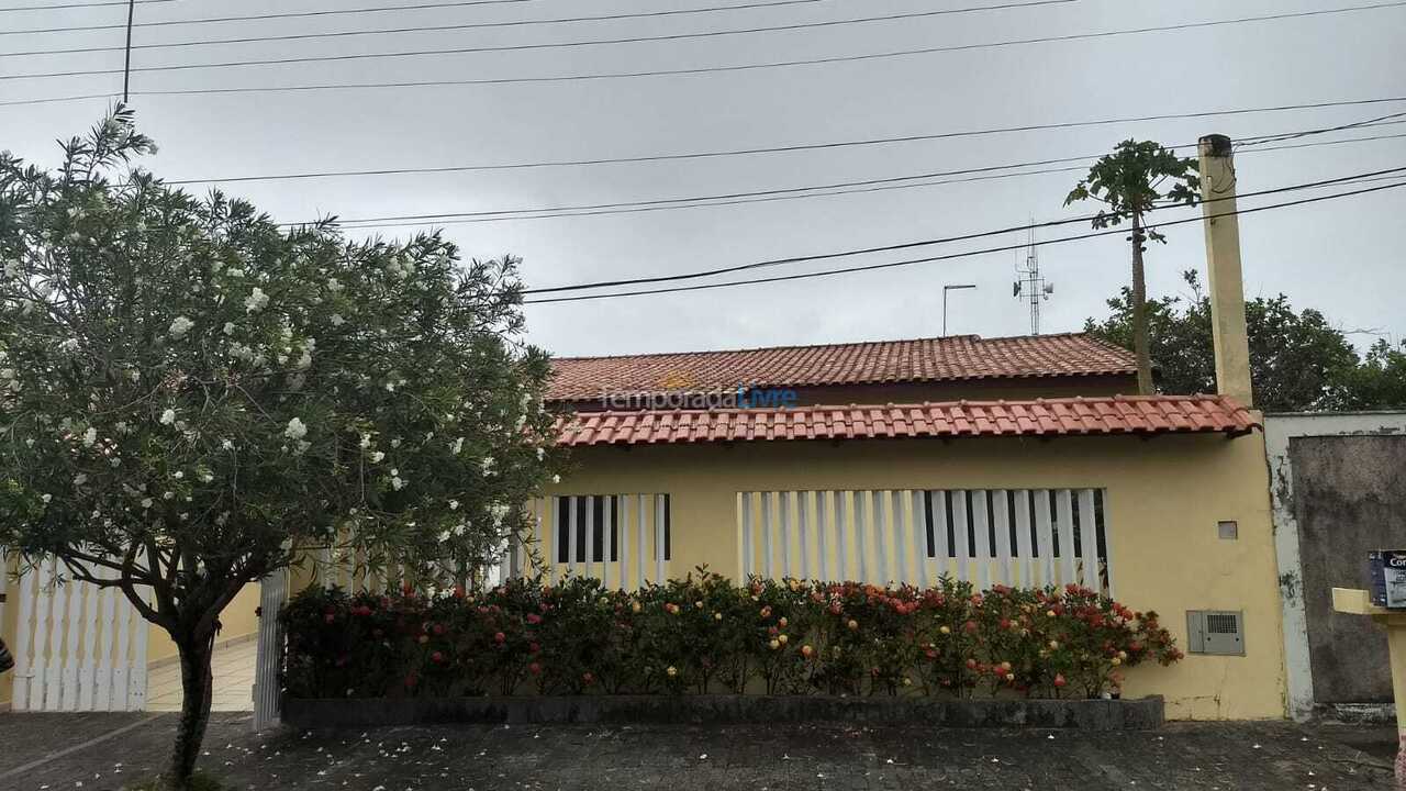 Casa para aluguel de temporada em Peruíbe (Estancia São José)