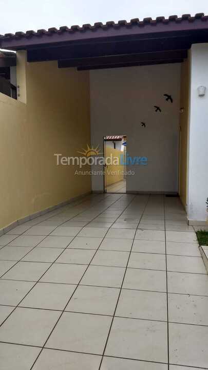 Casa para aluguel de temporada em Peruíbe (Estancia São José)