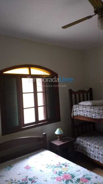 Casa para aluguel de temporada em Peruíbe (Estancia São José)