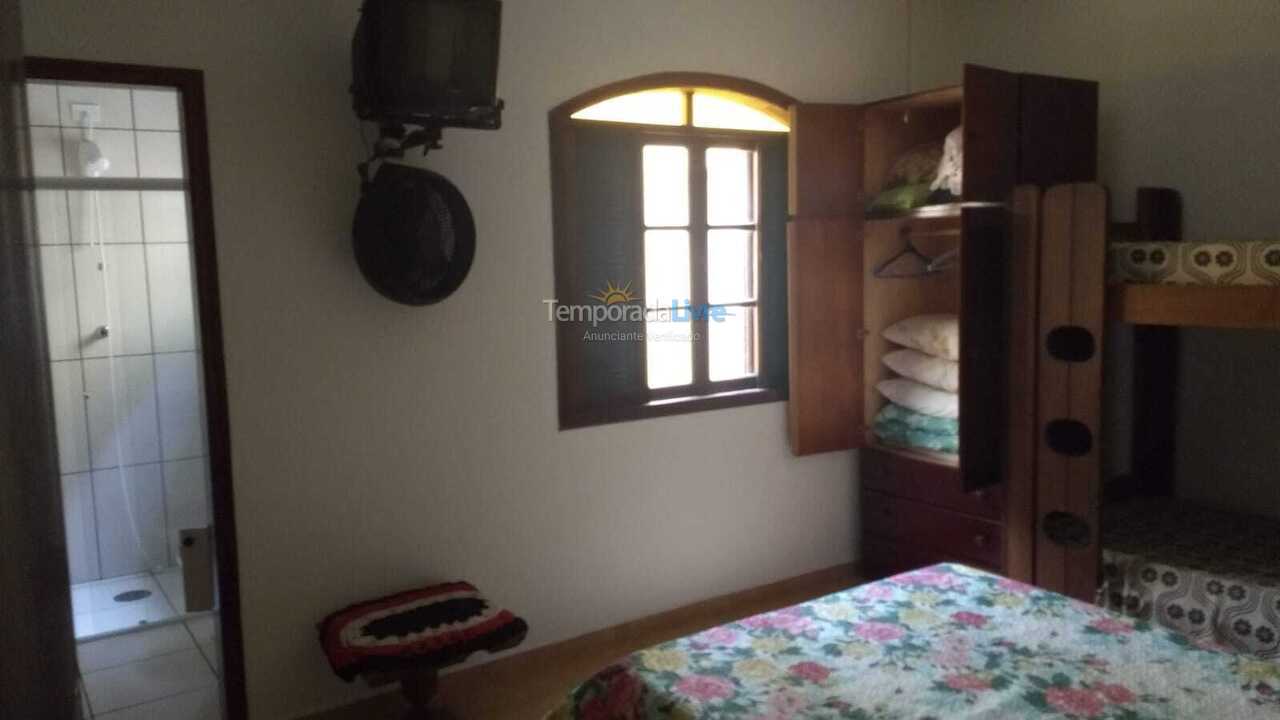 Casa para aluguel de temporada em Peruíbe (Estancia São José)