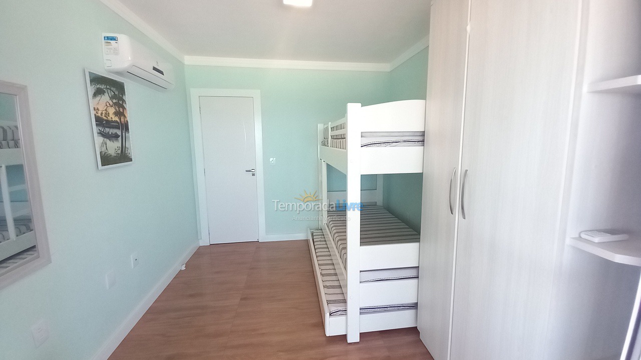 Apartamento para alquiler de vacaciones em Itapema (Meia Praia)
