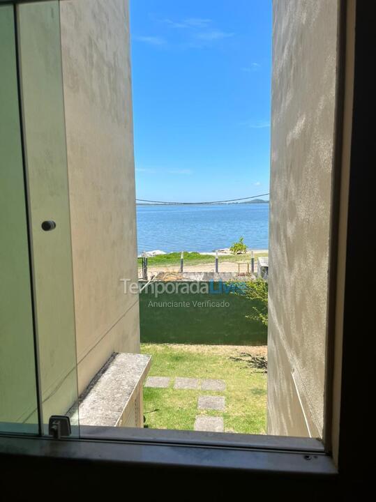 Apartamento para aluguel de temporada em São Pedro da Aldeia (Baixo Grande)