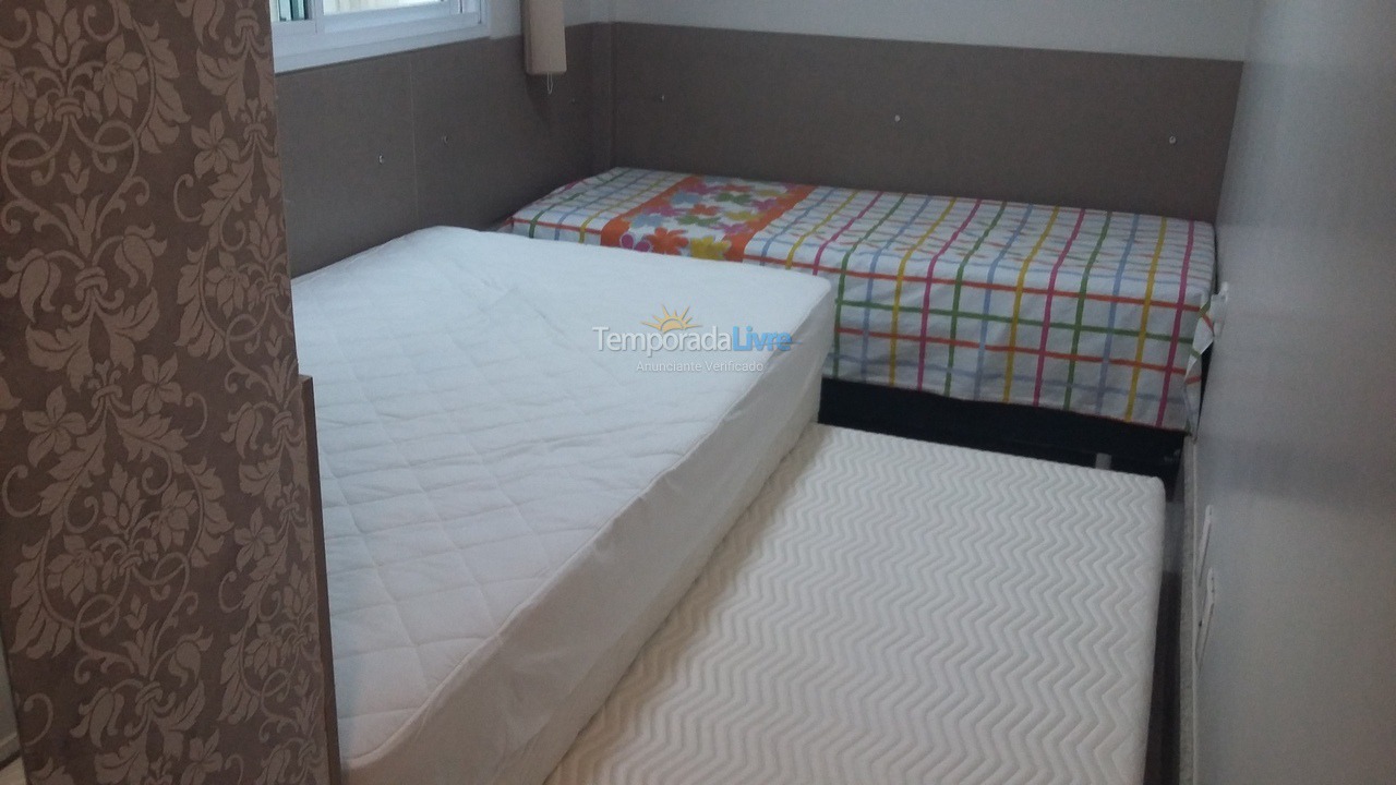 Apartamento para aluguel de temporada em Guarapari (Praia do Morro)