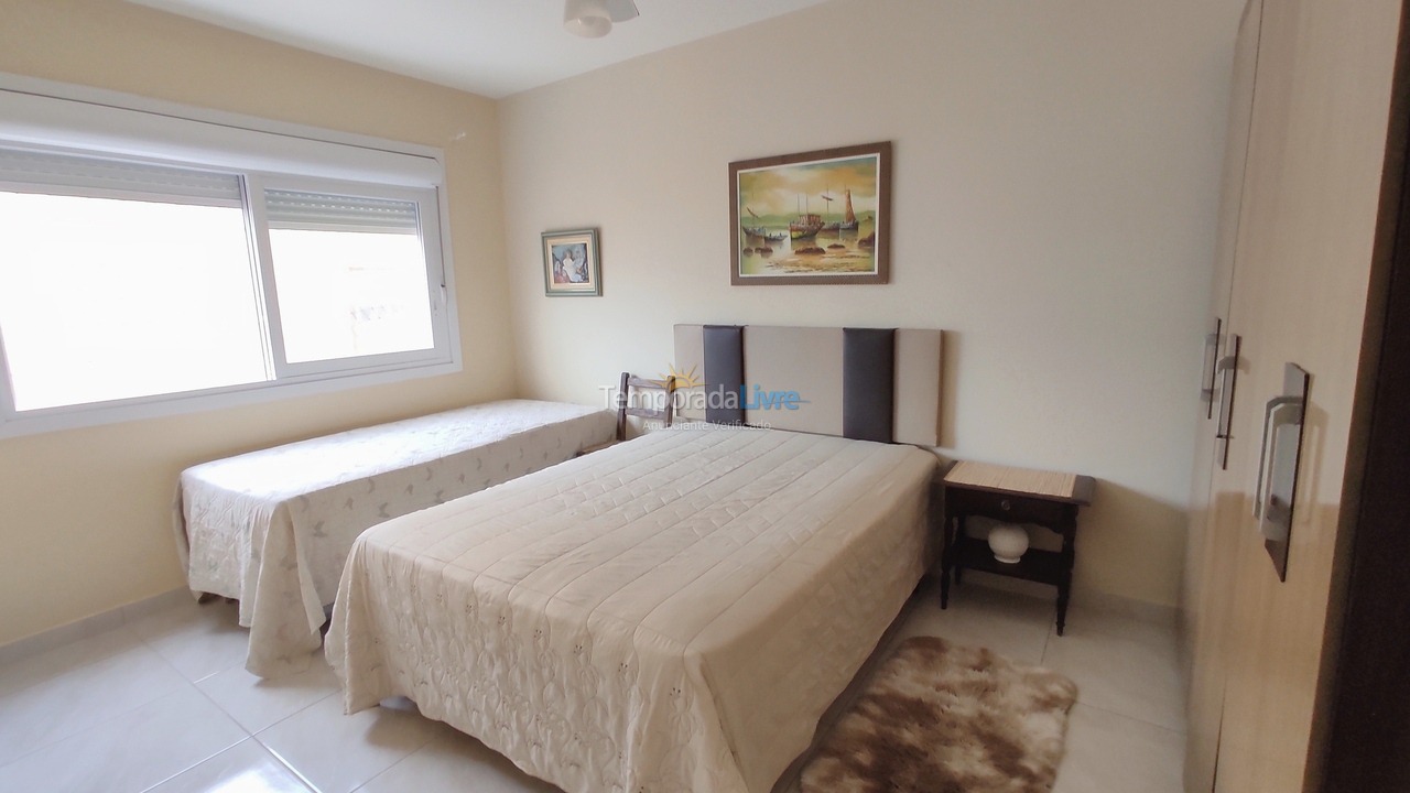 Apartamento para aluguel de temporada em Capão da Canoa (Centro)