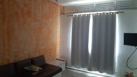 Sala de estar com smart tv