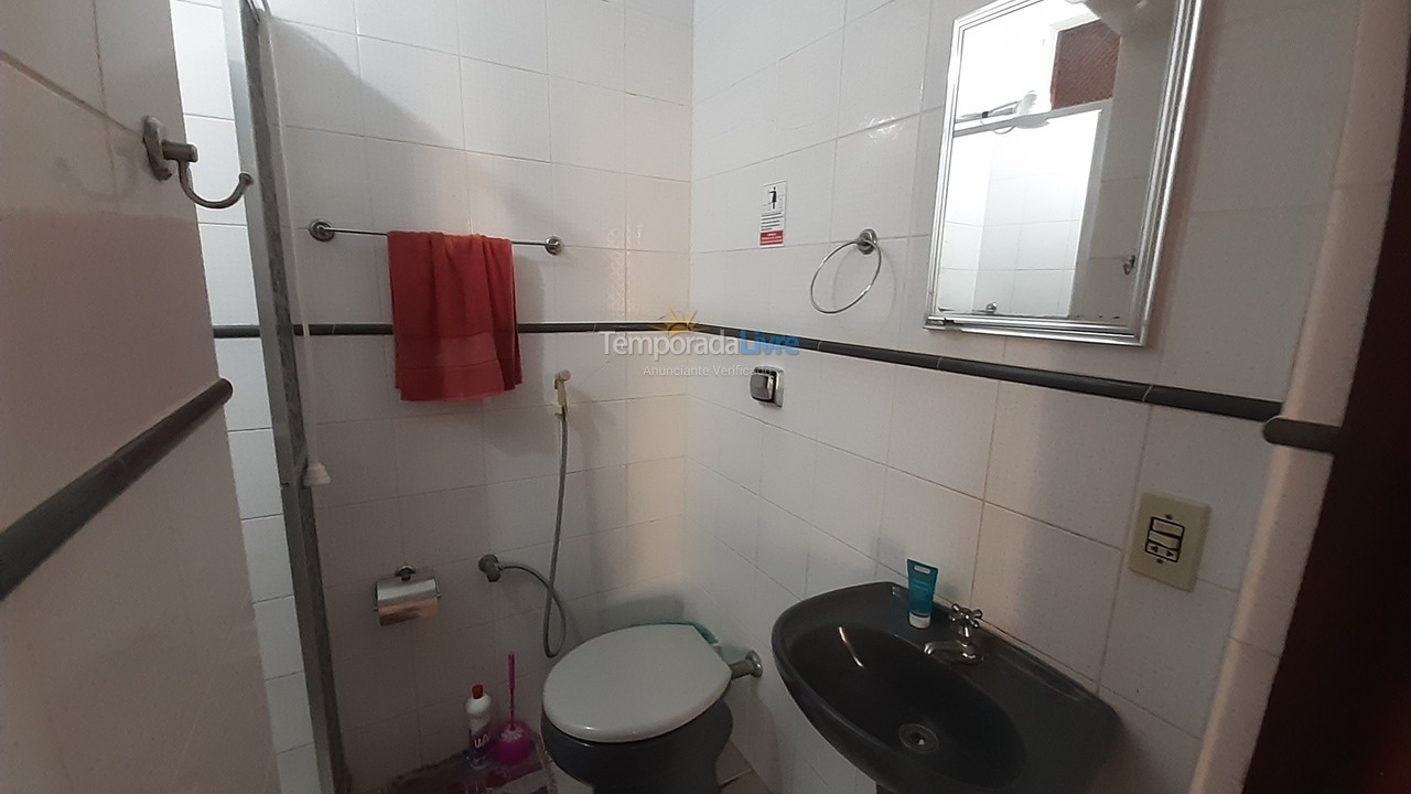 Apartamento para aluguel de temporada em Cabo Frio (Praia do Forte)