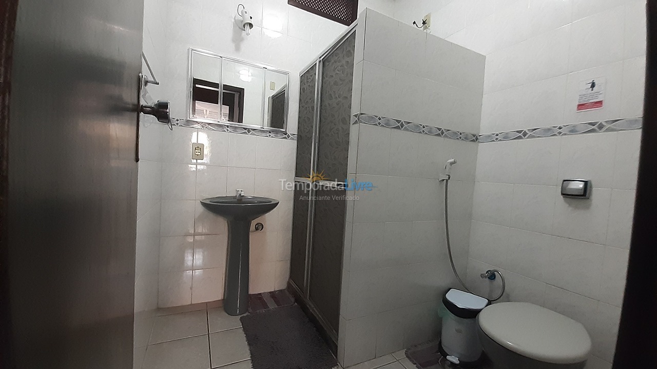 Apartamento para aluguel de temporada em Cabo Frio (Praia do Forte)