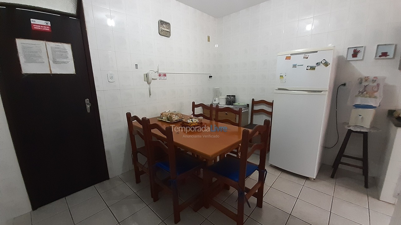 Apartamento para aluguel de temporada em Cabo Frio (Praia do Forte)