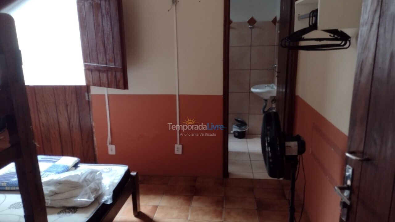 Casa para aluguel de temporada em São João Batista do Glória (Centro)