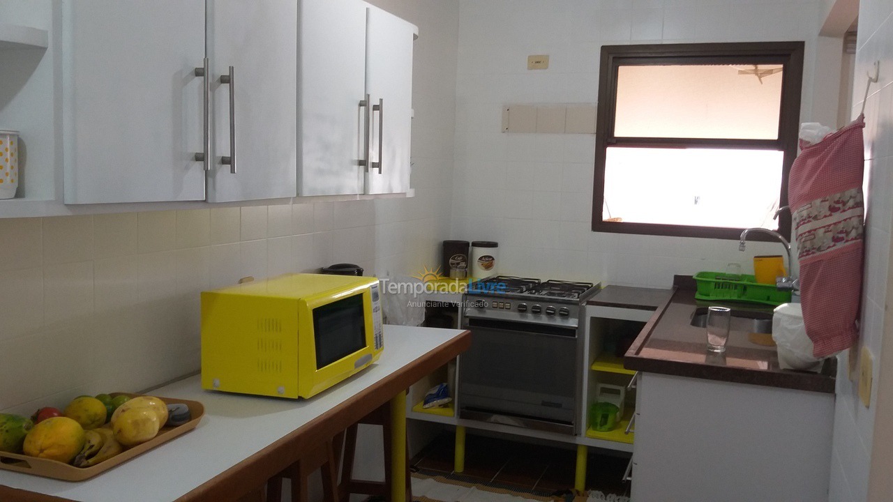 Apartment for vacation rental in Guarujá (Pitangueiras)