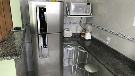 APARTAMENTO ALTO PADRÃO – AVIAÇÃO PRAIA GRANDE - 1 MINUTO DA PRAIA