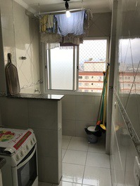 APARTAMENTO ALTO PADRÃO – AVIAÇÃO PRAIA GRANDE - 1 MINUTO DA PRAIA