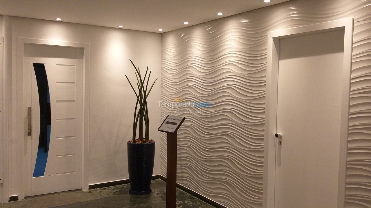 Apartment for vacation rental in Guarujá (Pitangueiras)