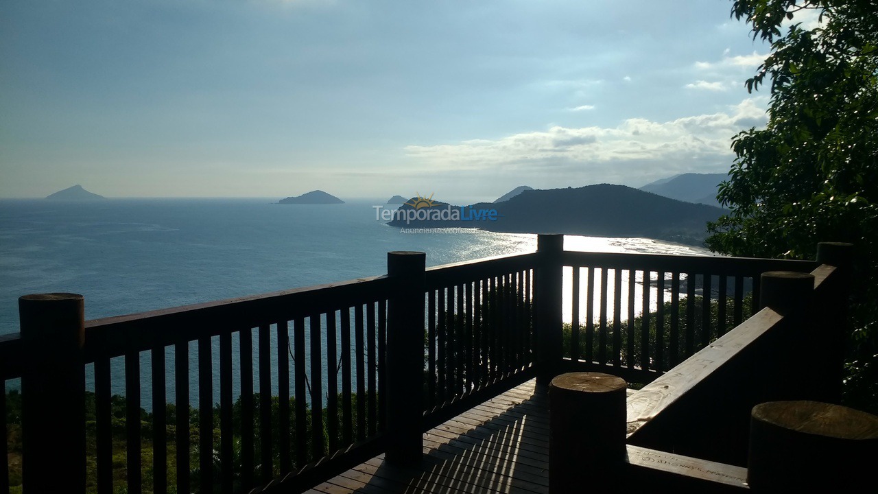 Casa para alquiler de vacaciones em São Sebastião (Boiçucanga)