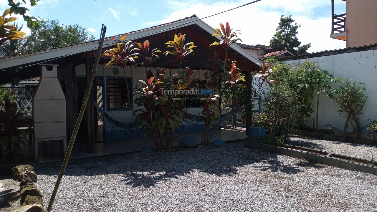Casa para alquiler de vacaciones em São Sebastião (Boiçucanga)