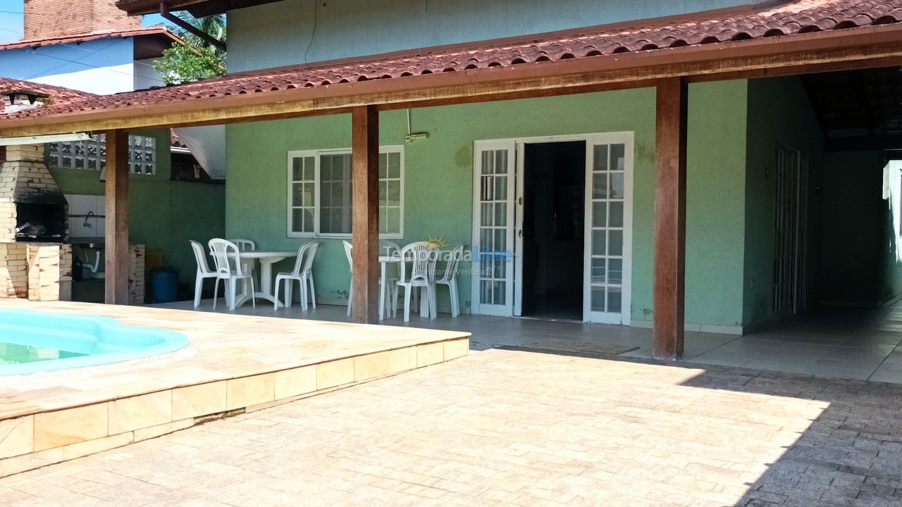 Casa para aluguel de temporada em Ubatuba (Praia do Lázaro)