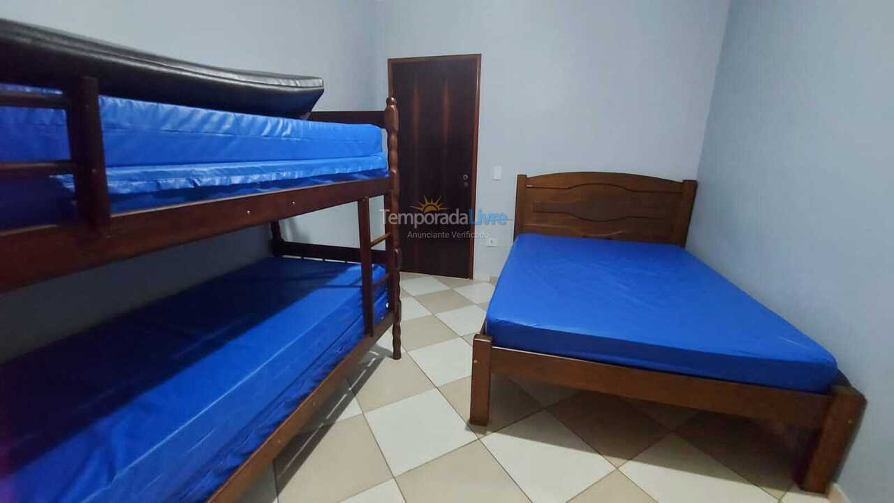 Apartamento para aluguel de temporada em Ubatuba (Maranduba)