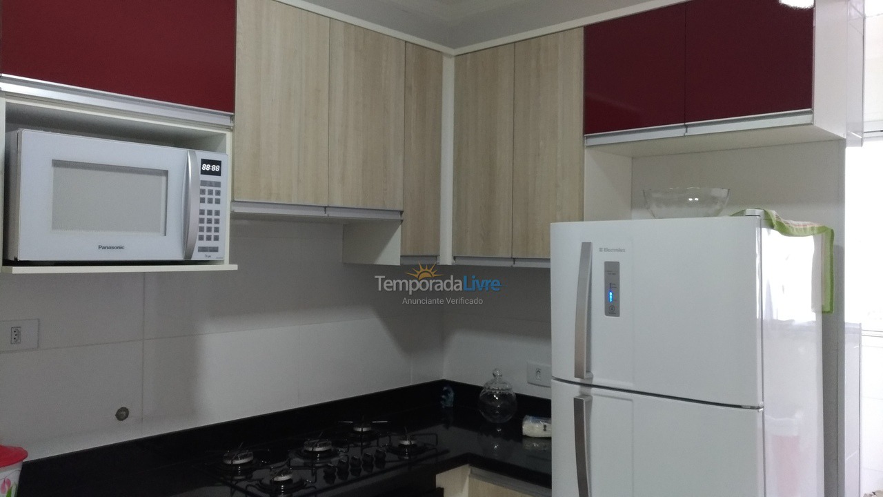 Apartamento para aluguel de temporada em Praia Grande (Guilhermina)