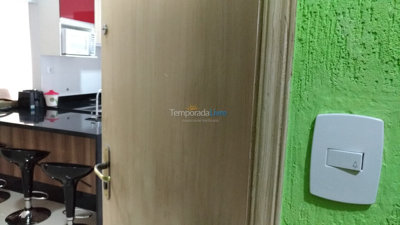 Apartamento para aluguel de temporada em Praia Grande (Guilhermina)