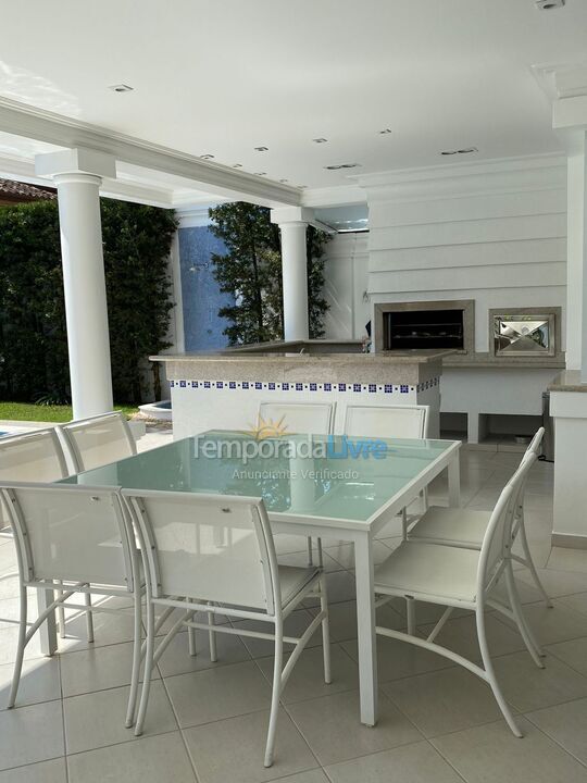 House for vacation rental in São Sebastião (Praia da Baleia)