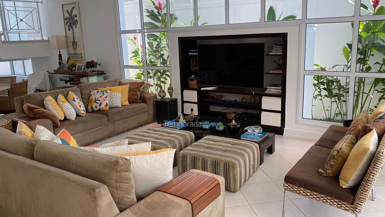 House for vacation rental in São Sebastião (Praia da Baleia)