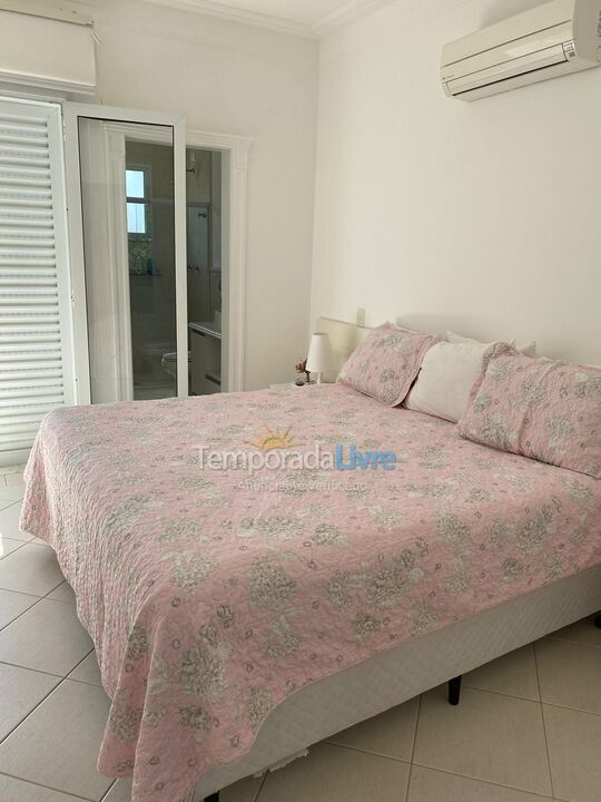 House for vacation rental in São Sebastião (Praia da Baleia)