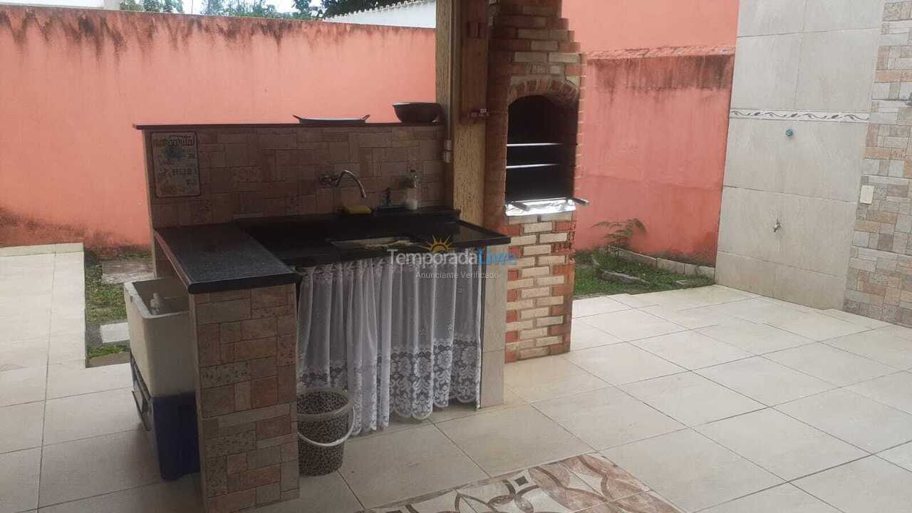 Casa para alquiler de vacaciones em Rio das Ostras (Centro)