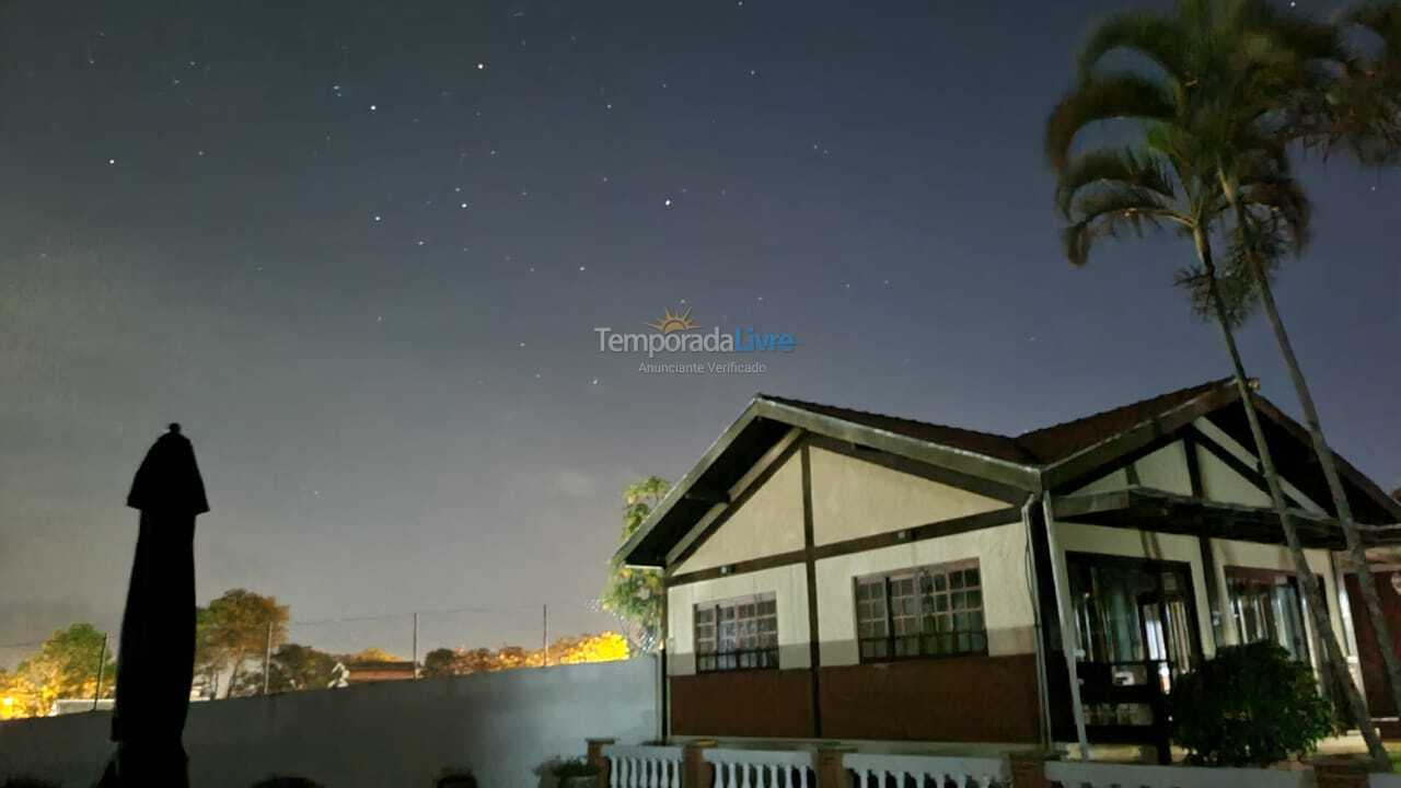 Chácara / sítio para aluguel de temporada em Mairinque (Condomínio Porta do Sol)