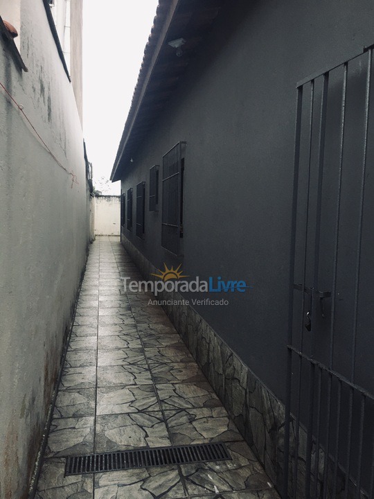 Casa para alquiler de vacaciones em Praia Grande (Solemar)