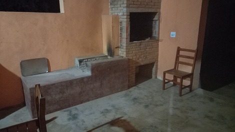 House on the site available for rent in Joanópolis - SP