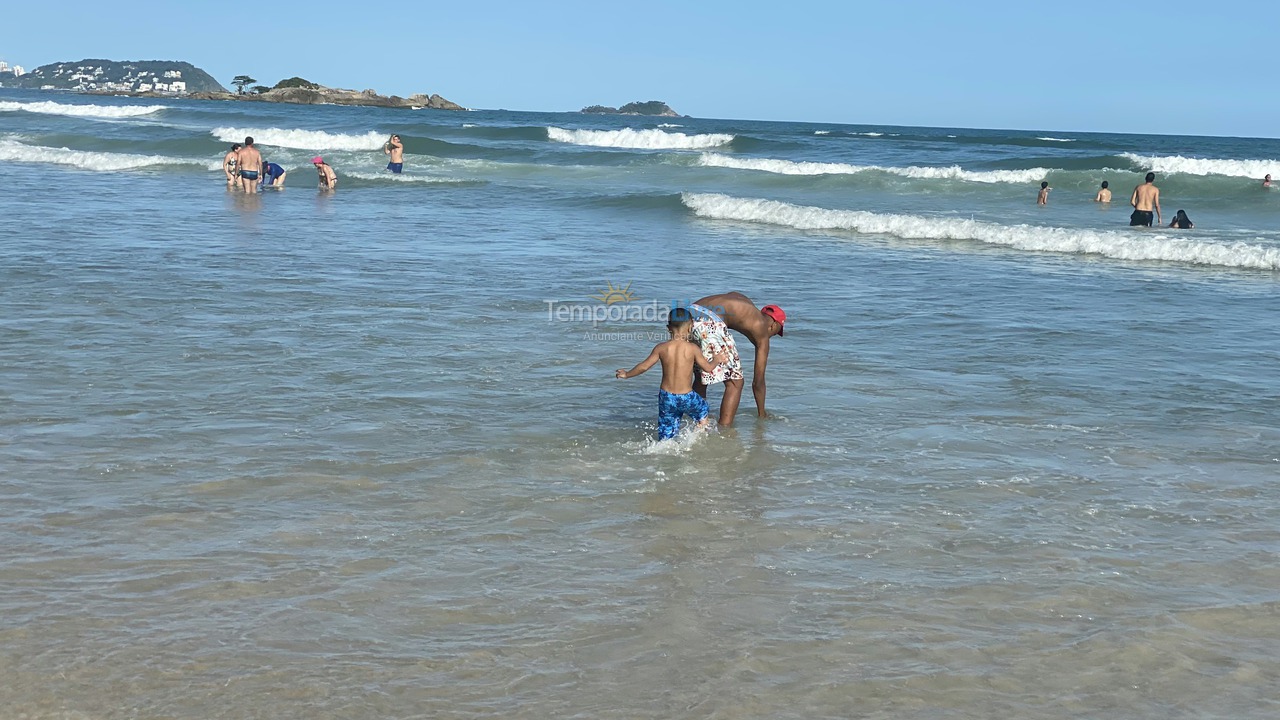 Apartment for vacation rental in Guarujá (Pitangueiras)