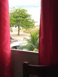 Apto a beira da praia