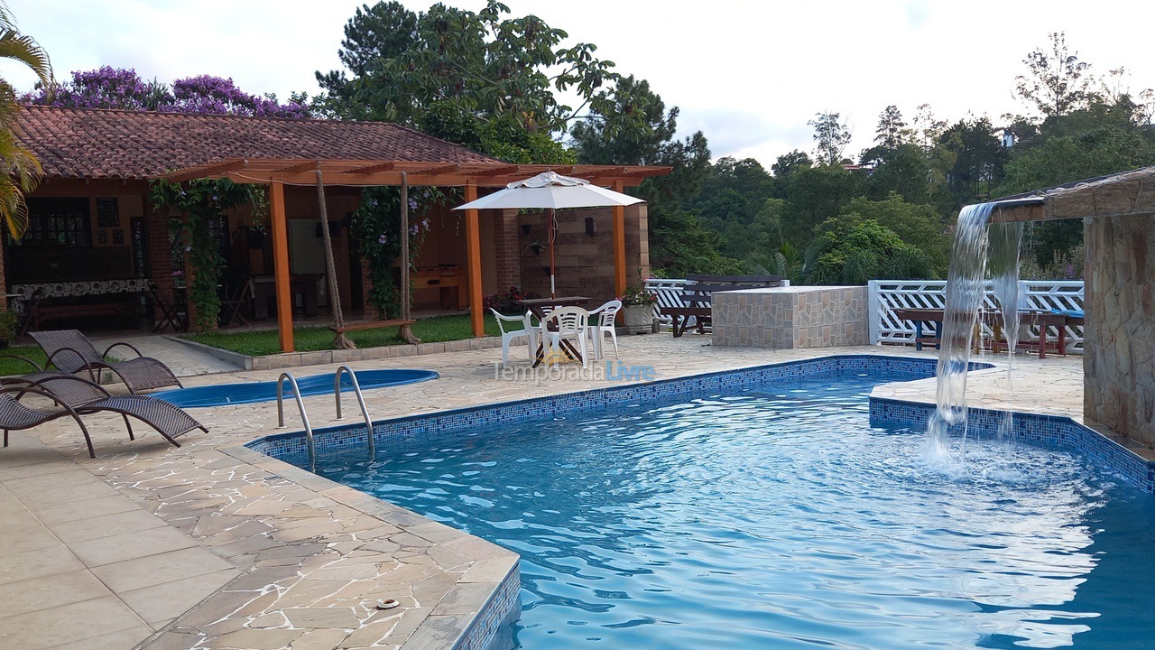 Granja para alquiler de vacaciones em Guararema (Parque Agrinco)