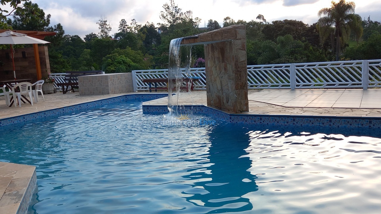 Granja para alquiler de vacaciones em Guararema (Parque Agrinco)