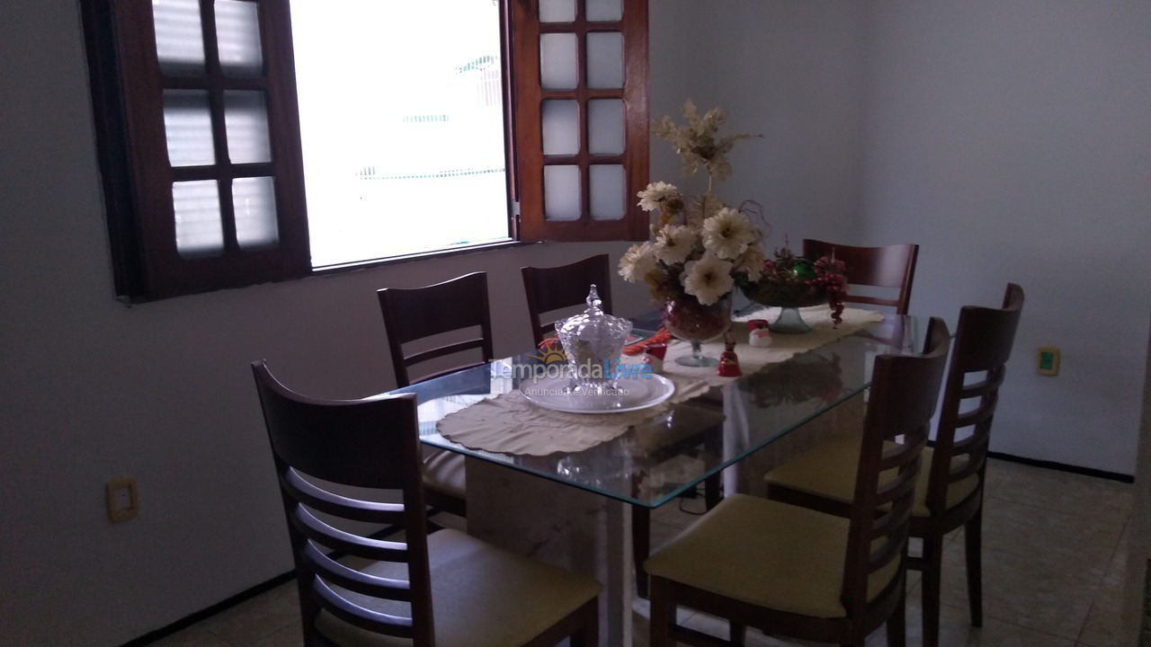 Casa para aluguel de temporada em Fortaleza (Cidade dos Funcionários)