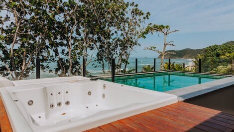 SEA VIEW - HIGH STANDARD HOUSE