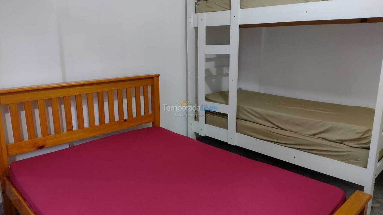 Apartamento para aluguel de temporada em Praia Grande (Guilhermina)