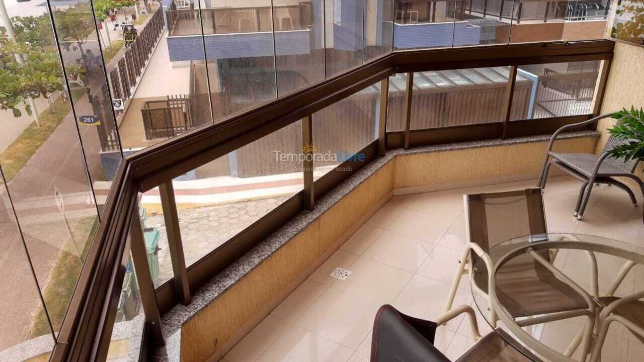 Apartamento para aluguel de temporada em Itapema (Meia Praia)