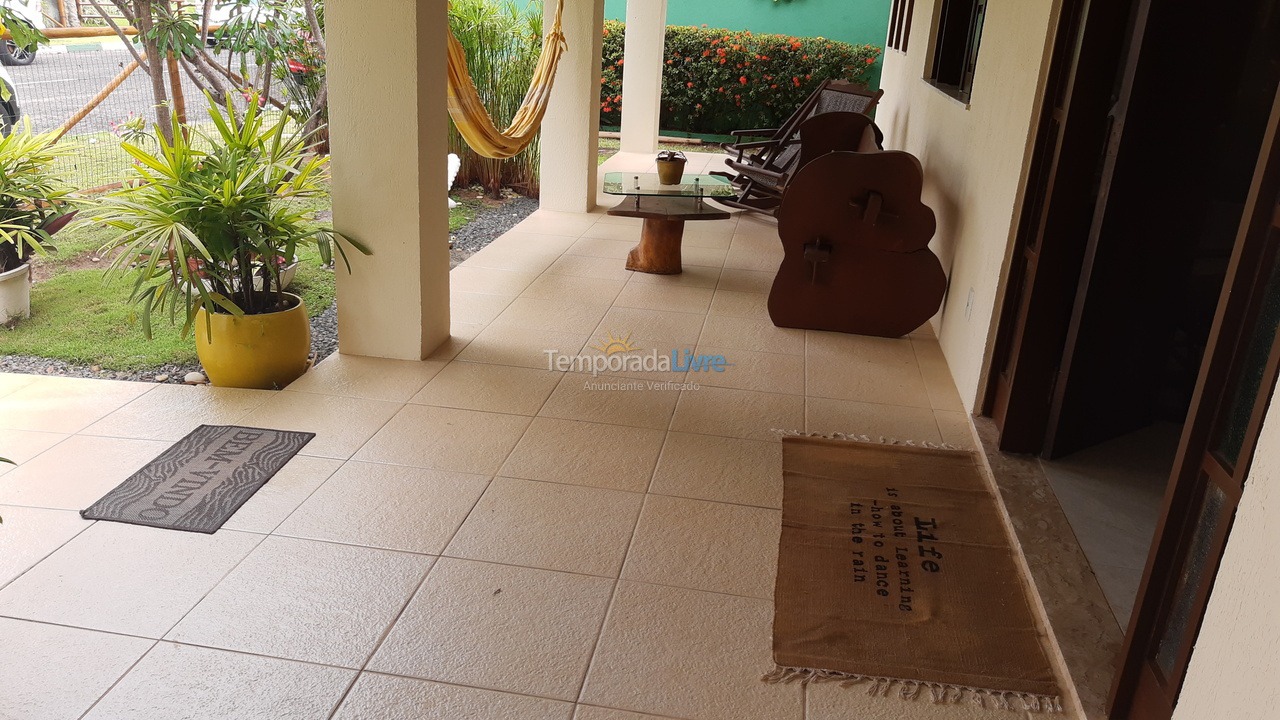 Casa para aluguel de temporada em Camaçari (Praia de Guarajuba)