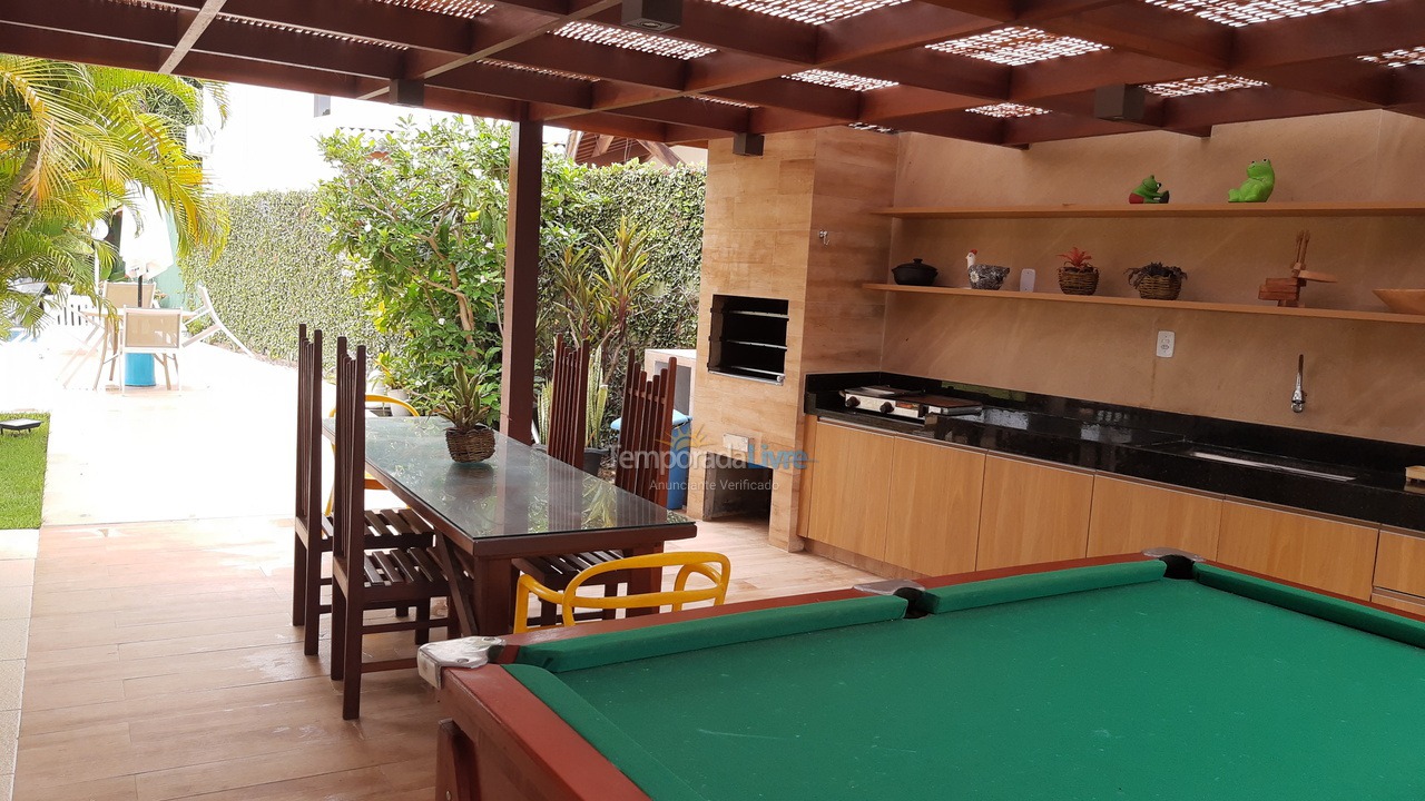 Casa para aluguel de temporada em Camaçari (Praia de Guarajuba)