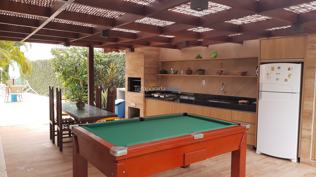 Casa para aluguel de temporada em Camaçari (Praia de Guarajuba)